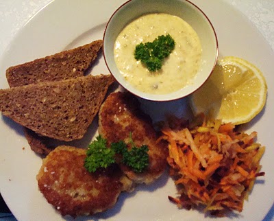 Remoulade med fiskefrikadeller