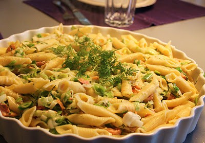 Pasta med porrer og laks