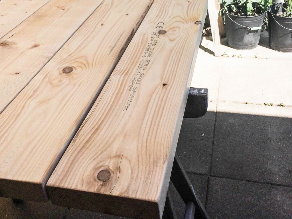 Guide: plankebord med drivtømmer look sådan laver du det selv