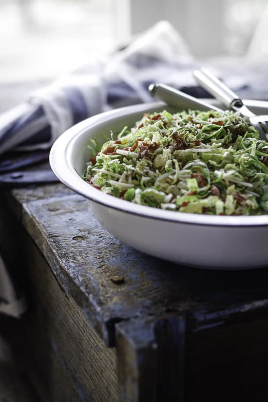 Opskrift Rosenkålsalat med bacon og appelsindressing - Louiogbearnaisen - nemme opskrifter (1)