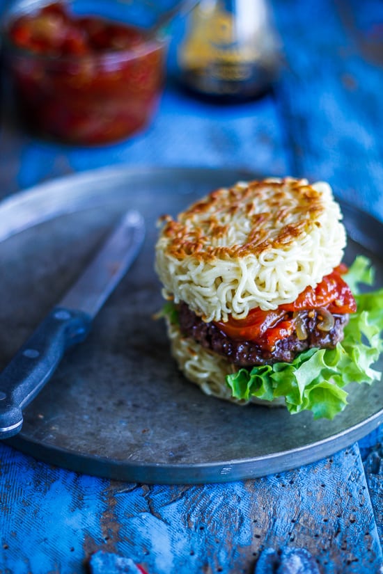 nudel burger - burger opskrift - ramen