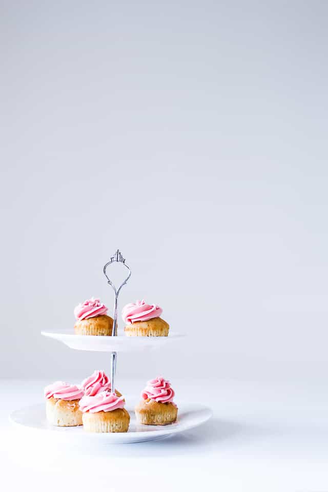 champagne cupcakes med frosting - muffins - festmad - opskrift