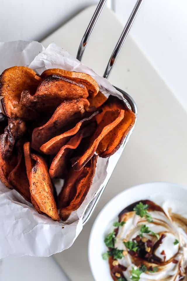 Hjemmelavede chips af søde kartofler - sweet potato chips - opskrift