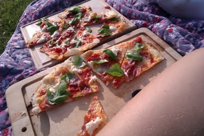 Sprød pizza med tynd bund | Verdens bedste pizzadej