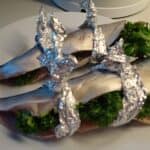 Grillede makreller og majs med nye persillepesto kartofler