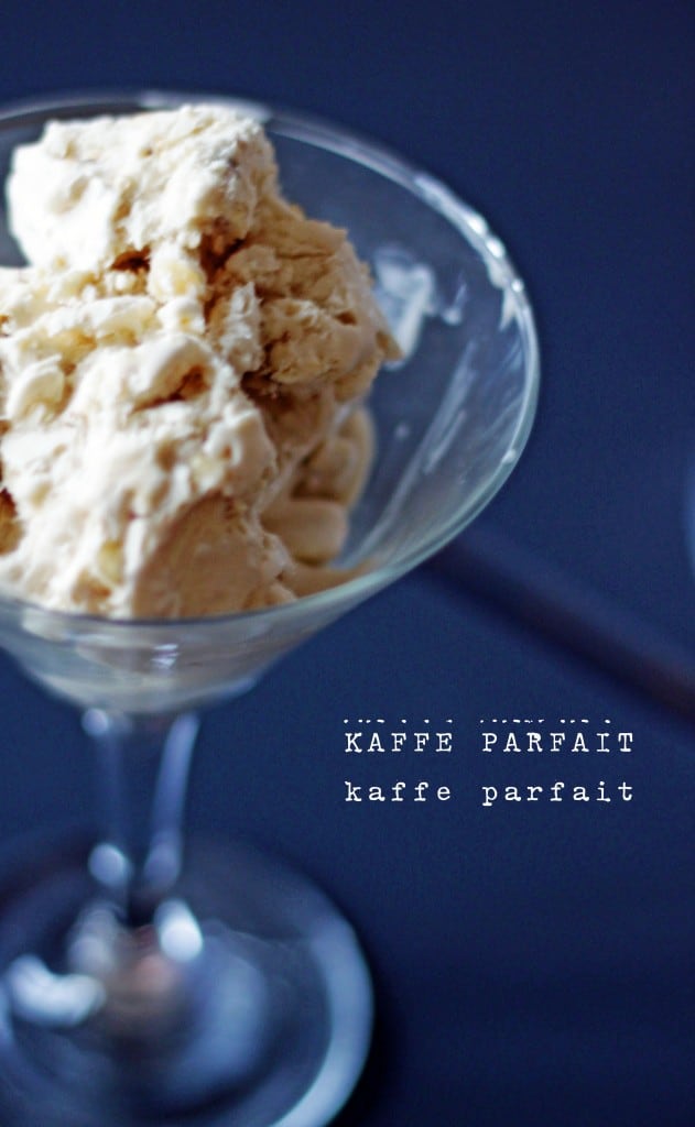 Kaffe Parfait med hård nougat