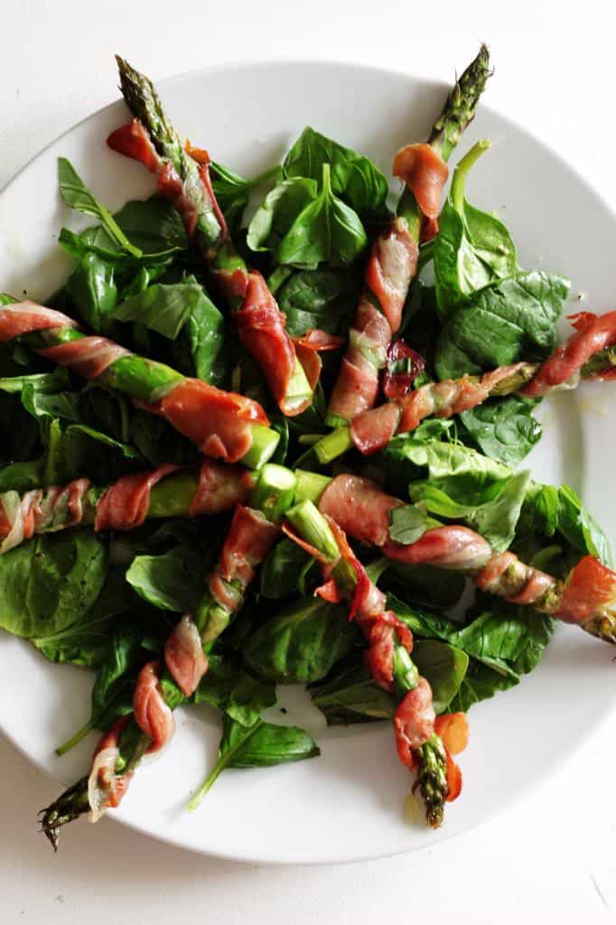 Asparges med bacon