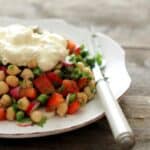 Kikærtesalat - opskrift på nem kikærtesalat