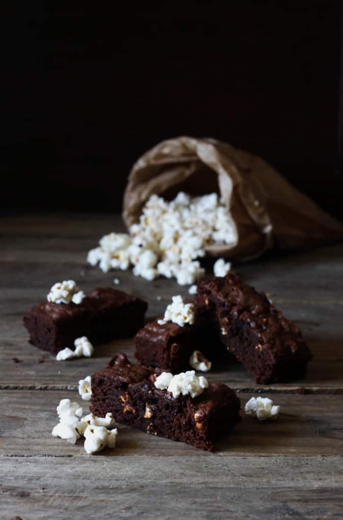 Brownie med popcorn