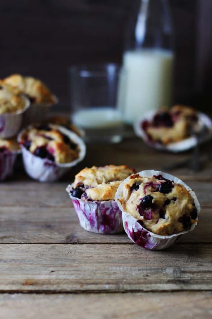 muffins med marcipan og yoghurt