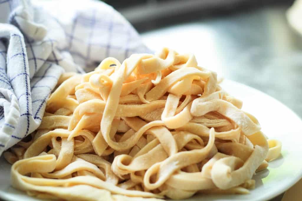 hjemmelavet pasta og tomat-vodkasauce (1)