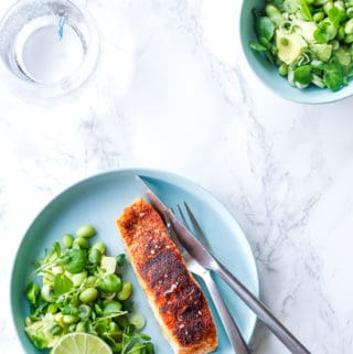 lava Susteen Shah Grillet laks med avocadosalat - nem hverdagsmad med fisk