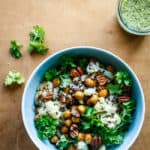 Bagte kikærter og blomkål i quinoasalat med jalapeno-lime dressing - vegetar mad - mad opskrifter