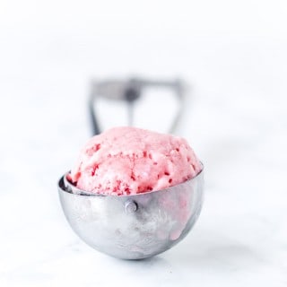 stikkelsbær is - hjemmelavet is - bær - opskrift is