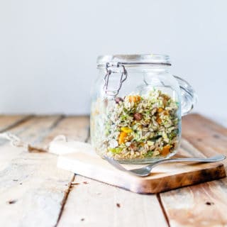 salat med pelebyg, græskar og rosenkål - nem salat opskrift