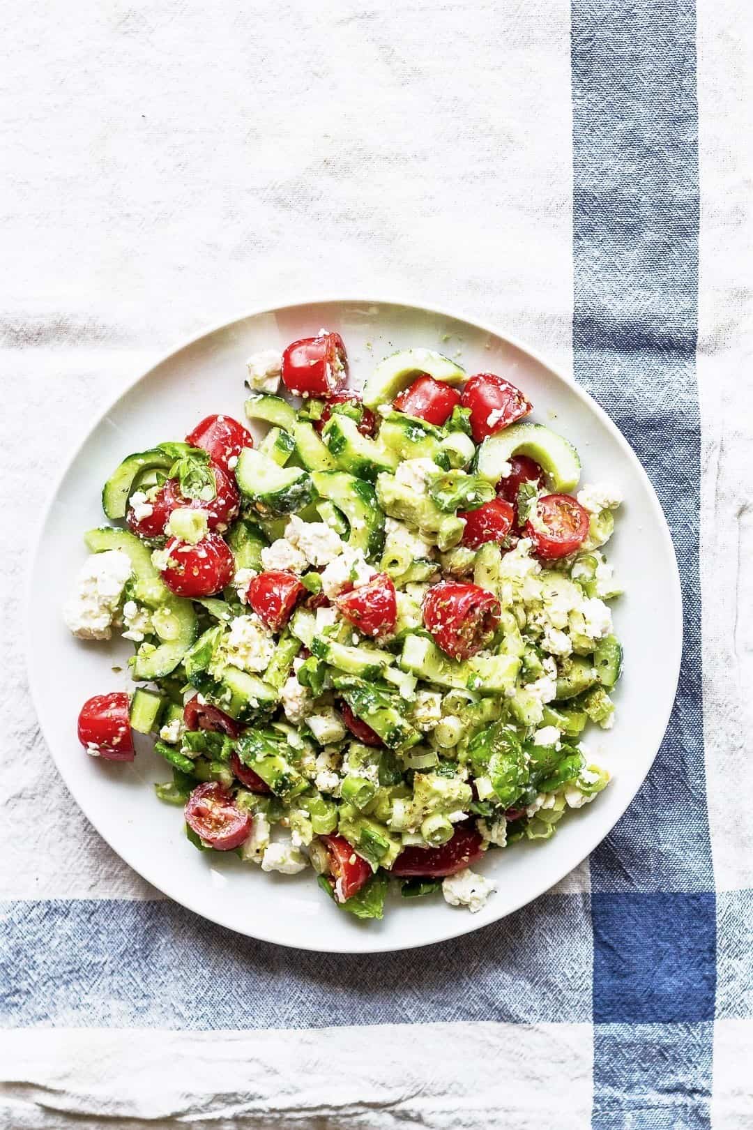 Graesk Salat Graesk Salat Med Feta Hurtig Opskrift Pa Klassisk Graesk Salat