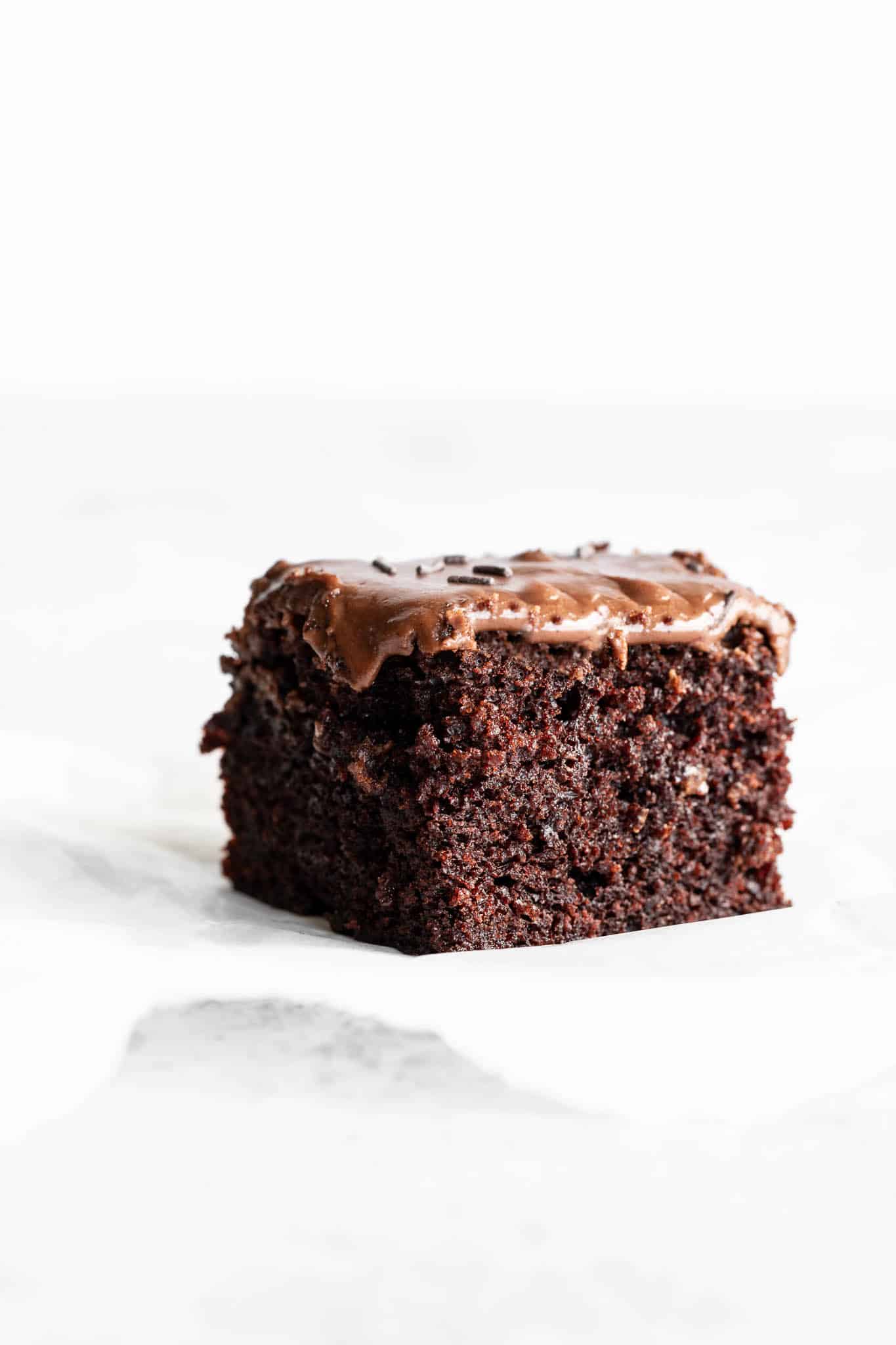 Chokoladekage - opskrift på den bedste chokoladekage med glasur 