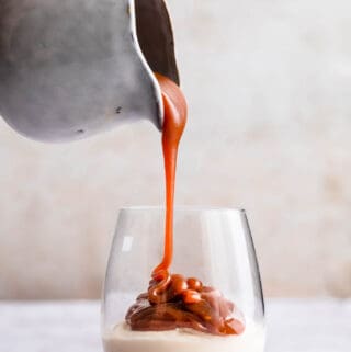karamelsauce - opskrift på saltet karame