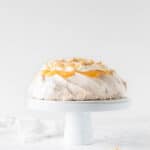 Pavlova - marengsbund med flødeskum