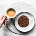 Brownie Cookies - opskrift på store chokolade cookies